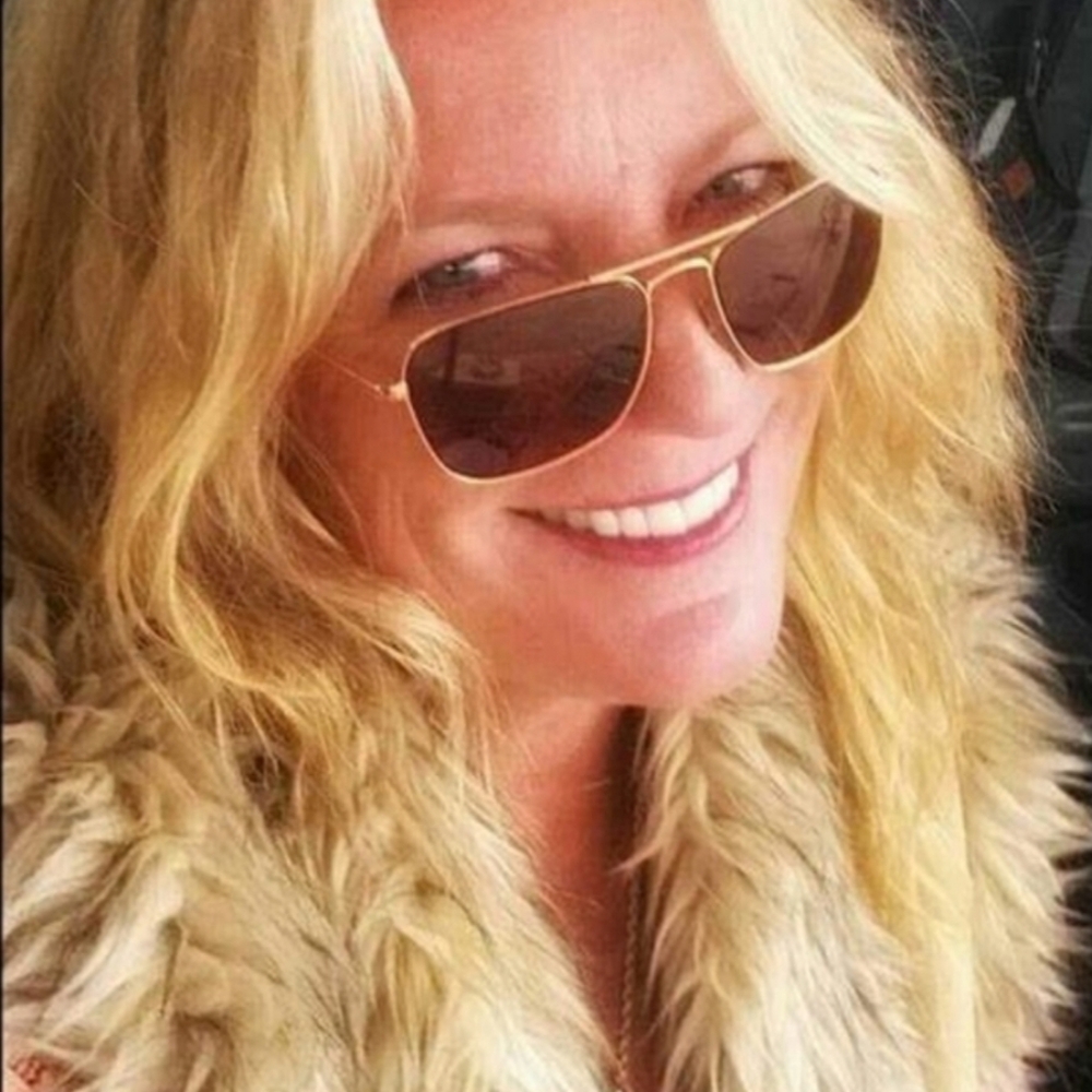 Meet your Posher, Lisa